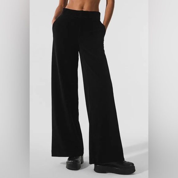 Micro Corduroy Mid- Rise Wise Leg Trouser- Black